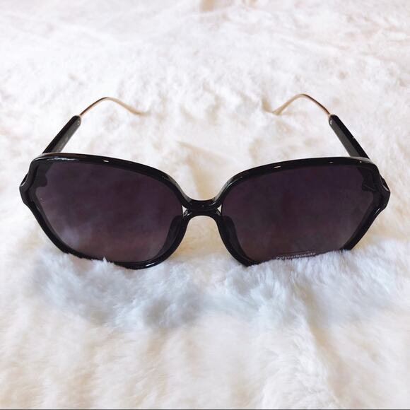 Charlotte Black Oversized Metal Round Sunglasses - Picture 5 of 9